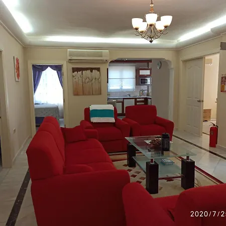 Luxury In Gold City Villa Alanya