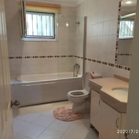 Villa Luxury In Gold City